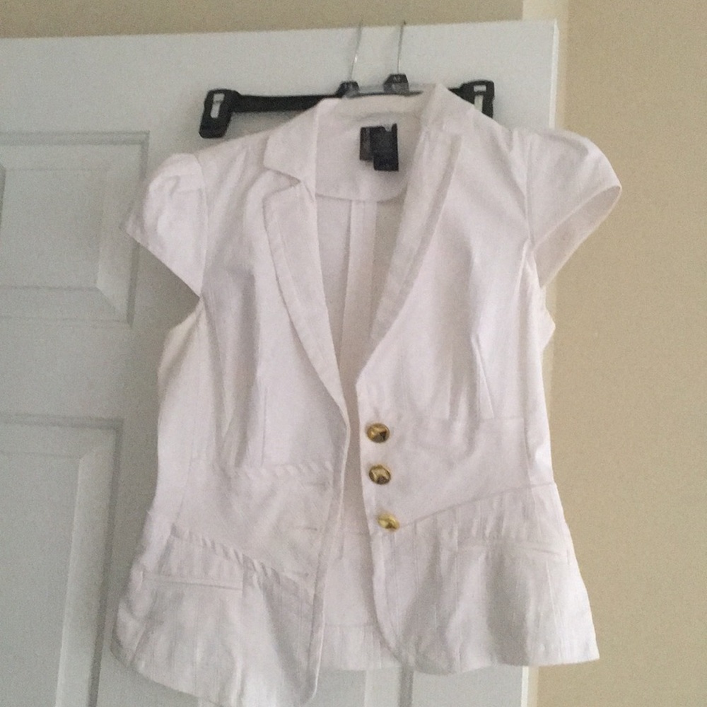 Bisou Bisou White Short Sleeve Blazer